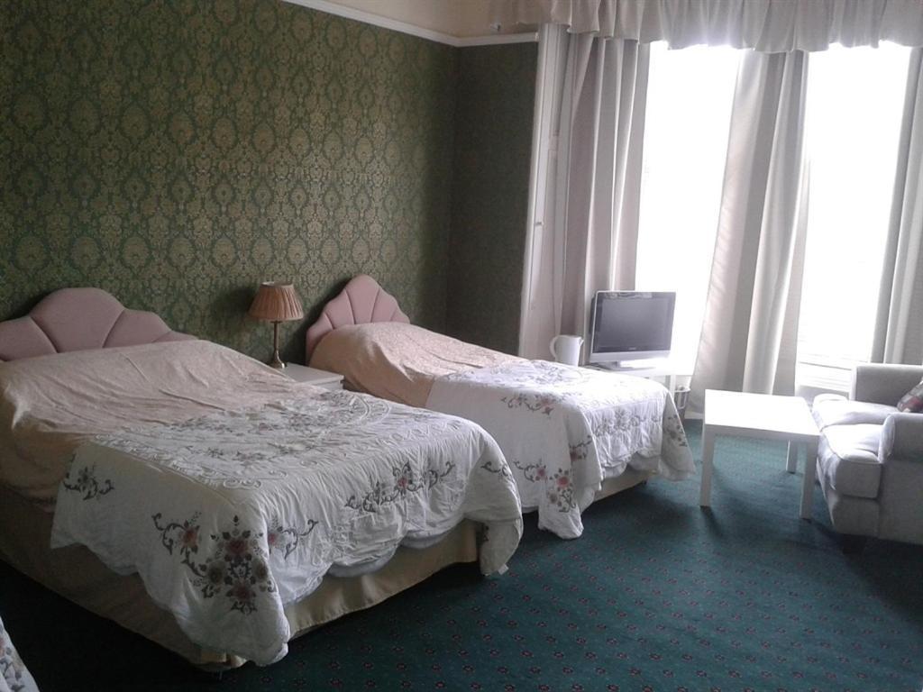แคปิตอล เกสท์เฮาส์ Hotel เอดินบะระ ภายนอก รูปภาพ